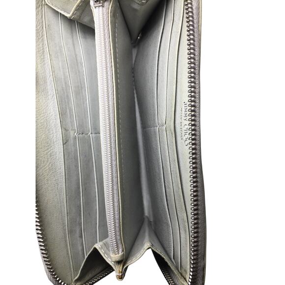 Jimmy Choo Beige / Gray Star Studded Zip Around Long Wallet - Picture 16 of 16